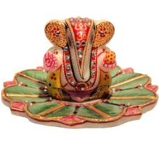 Ganesha Idol On Floral Tray (Marble)